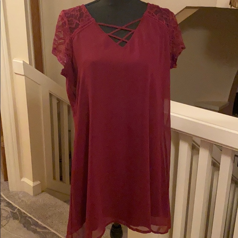 Maroon dress. Large